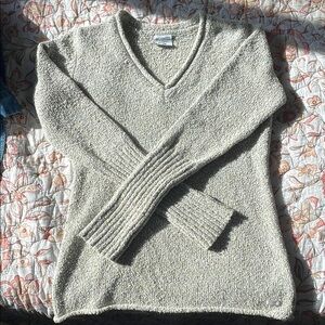 Elegant V-Neck Sweater in Cream